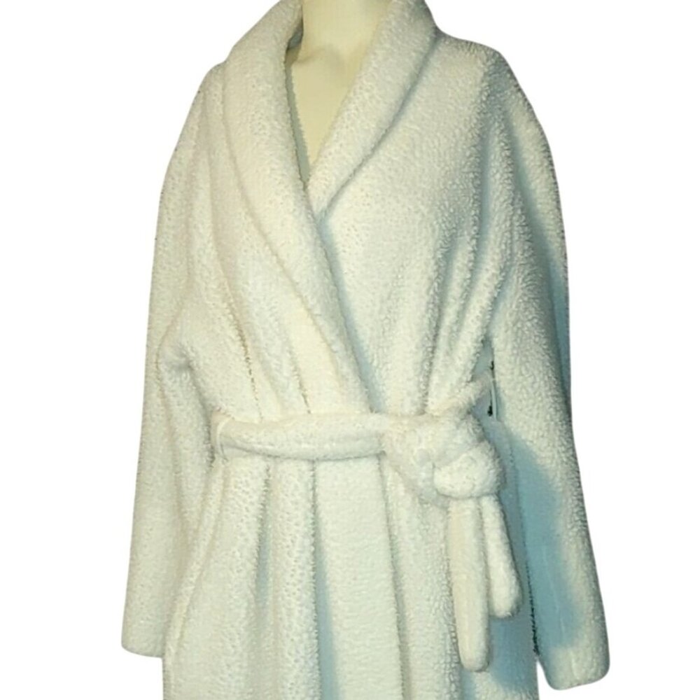Robe Vintage JC Penneys Medium White Fleece Full Long Pockets Belted Wrap Design